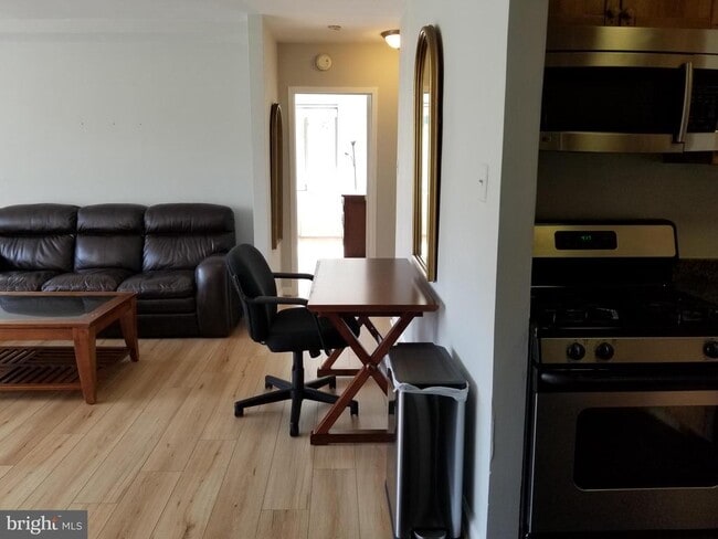 Photo - 1111 Arlington Blvd Unit 307