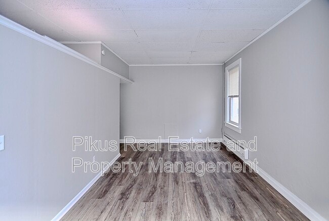 Photo - 111 Lincoln Way W Unit 2