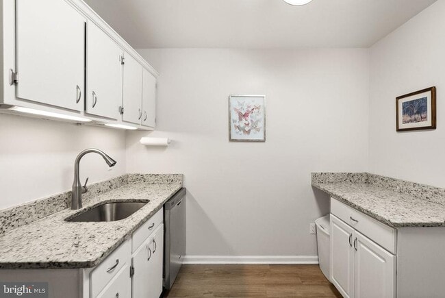 Photo - 2042 Royal Fern Ct Unidad 1B