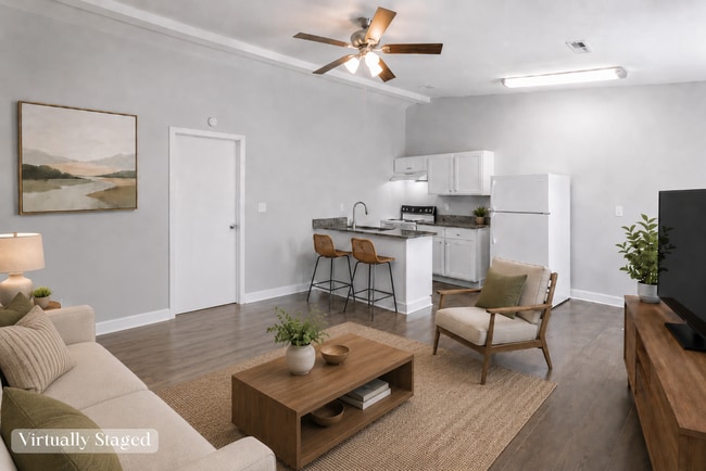 Photo - 100 Creeks Bend Dr Unit APT 74