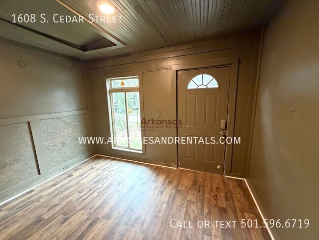 Photo - 1608 S Cedar St