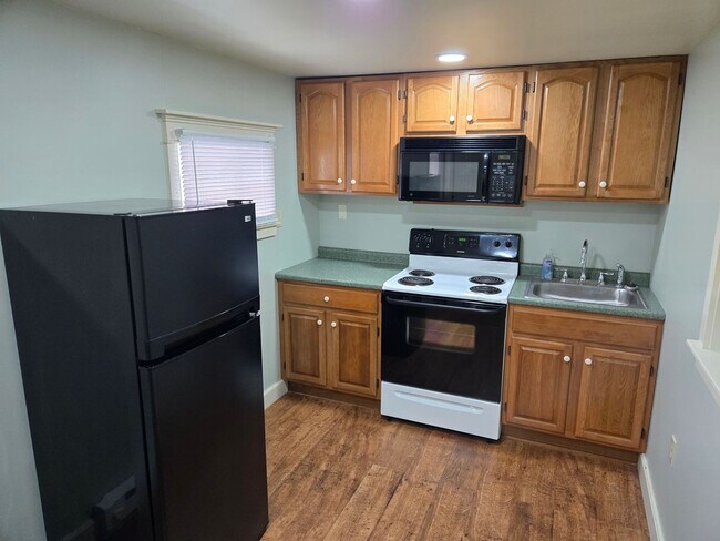 712 Summer Valley Rd Unit 1