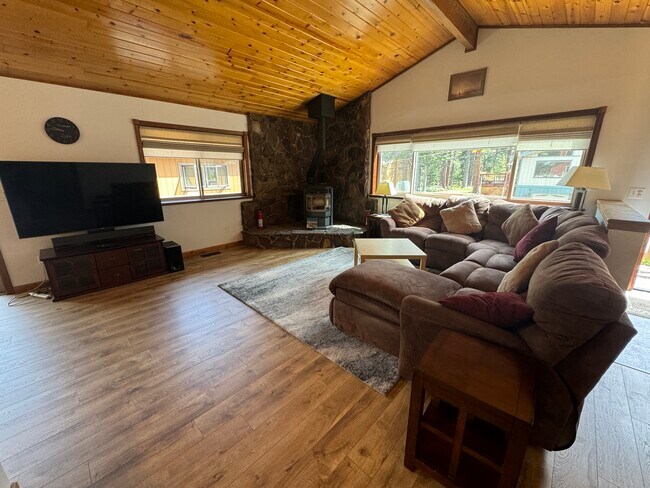 Photo - 1103 Sundown Trail