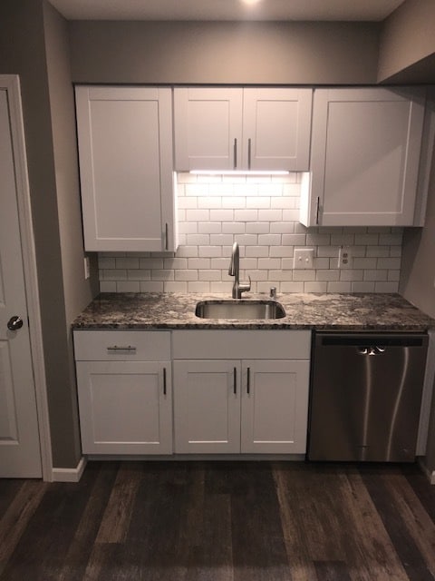 Kitchen - 642 Dundee Ln Unit 642