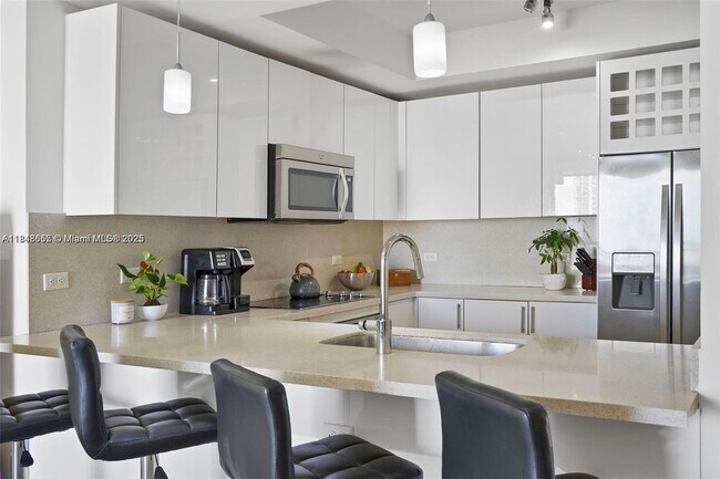 Photo - 999 SW 1st Ave Unidad 2717