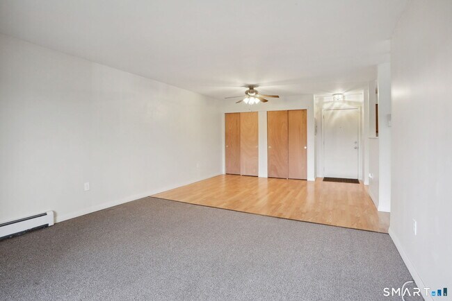 Photo - 2118 Cromwell Hills Dr Unit 2118