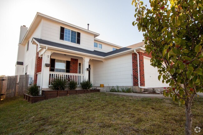 Building Photo - Spacious 5 Bedroom, 3 Bath East Austin Hom... Rental