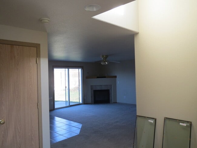 Photo - 7807 Vendovi Dr