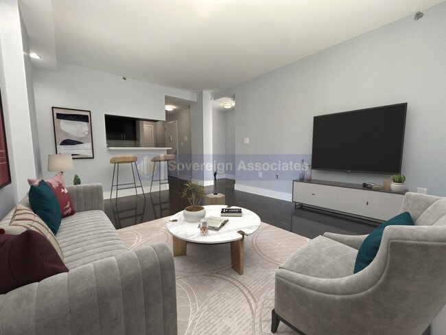 Building Photo - 703 W 171st St Unit 3A