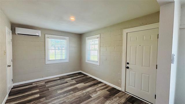 Photo - 260 S Corinth St Rd Unit 260