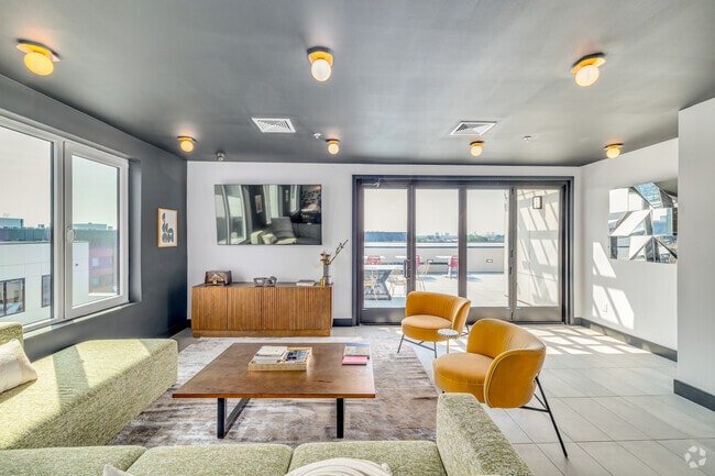 Rooftop Lounge