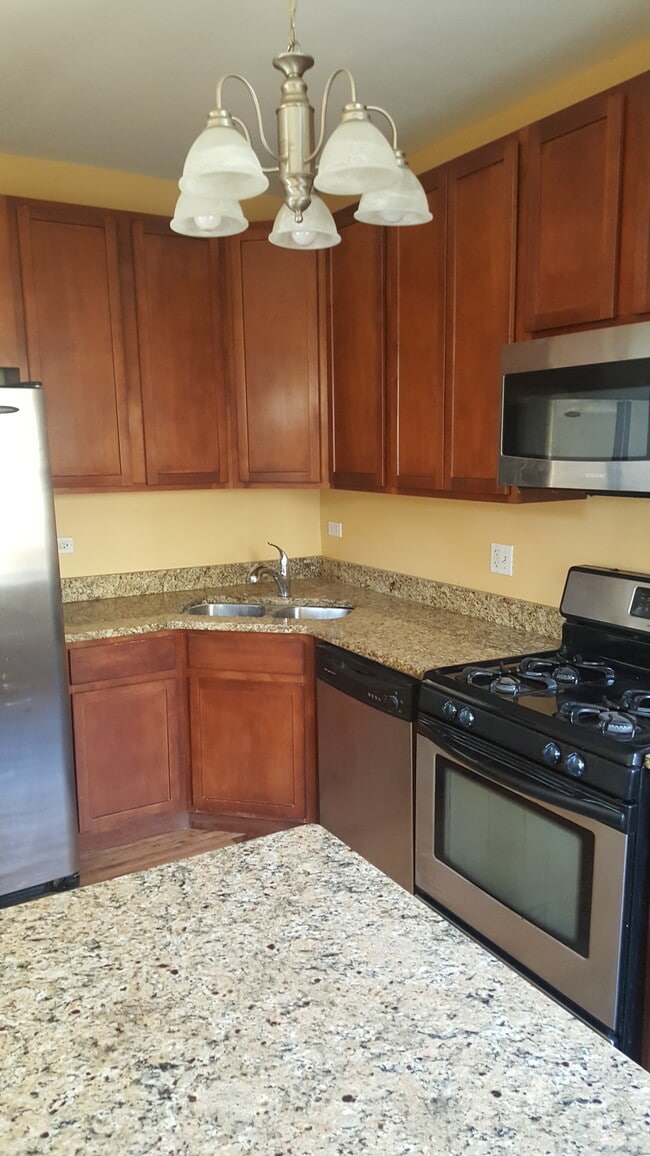 Photo - 2243 W Rosemont Ave Unit #2