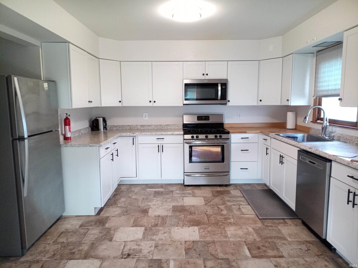 Photo - 310 Wynndale Dr