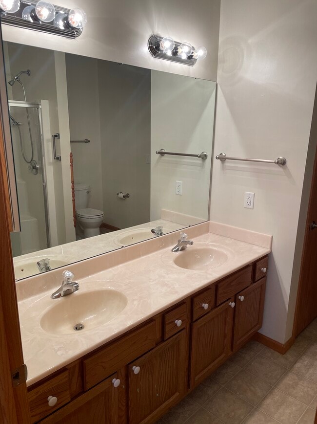 Photo - 2509 Sandhutton Ave Unit 2509