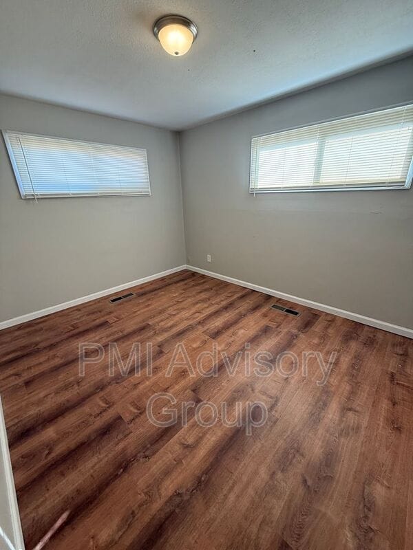 Photo - 3525 SE Adams St