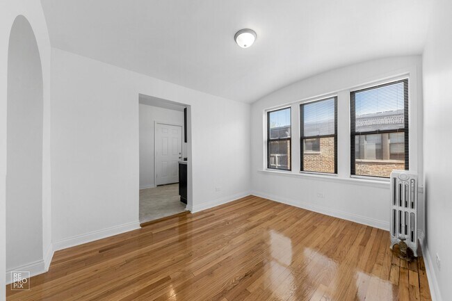 Photo - 7657 S East End Ave