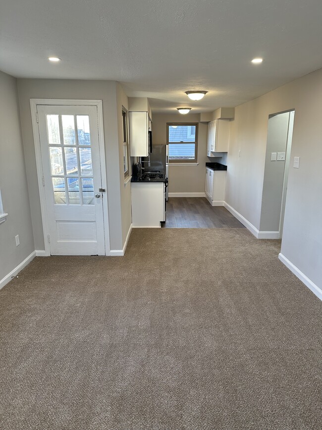 Building Photo - 2511 Wetherill St Unit #2