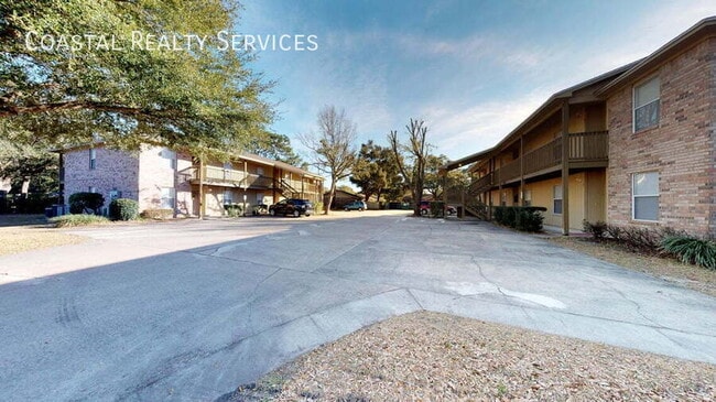 Photo - 895 Silverwood