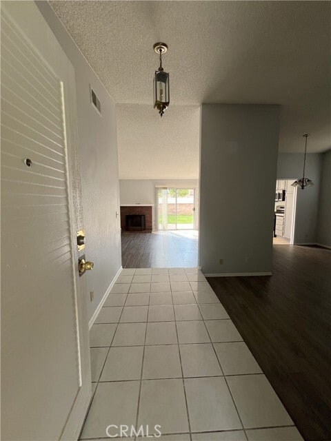 Photo - 44017 Kirkland Ave