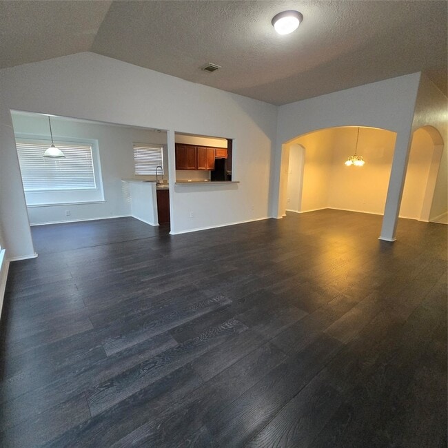 Photo - 7010 Windy Run Ct