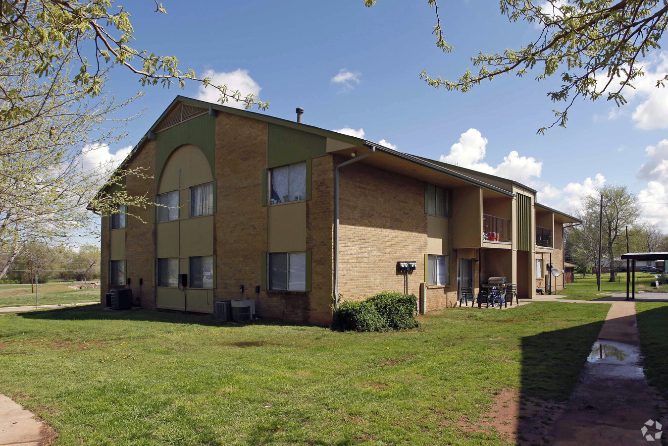 Cedar Creek Apartments - Cedar Creek Apartments