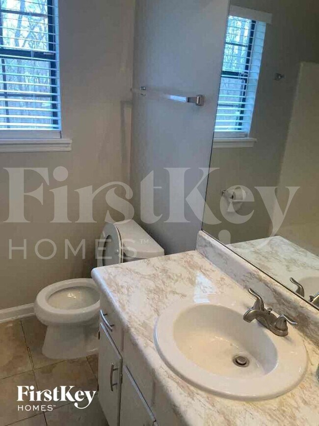 Photo - 2215 Rock Springs Rd