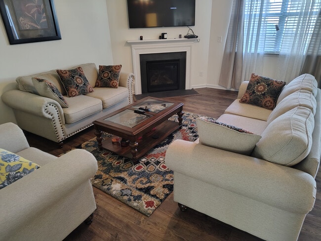 Room in Single Family Home on Pennyroyal Wy