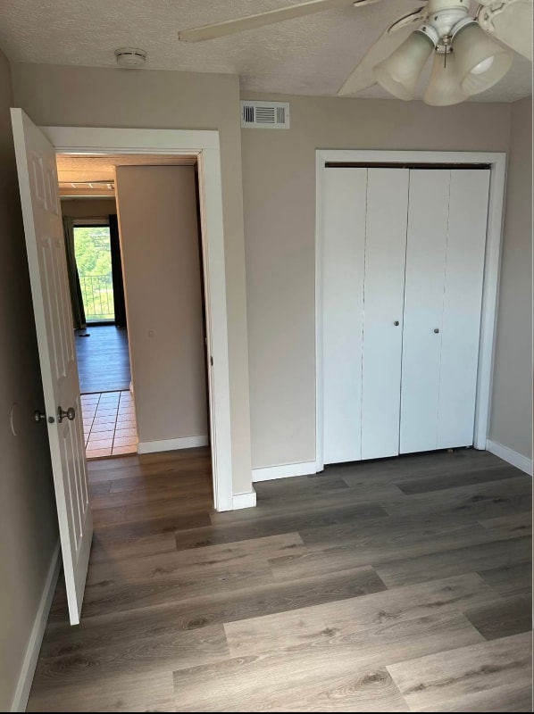 Photo - 715 N Golfcrest Rd Unidad A3