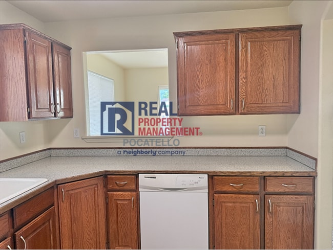 Photo - 4734-4736 Heidi Ct Unit 4736