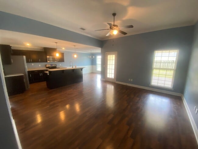 Photo - 26 Kinlock Ct