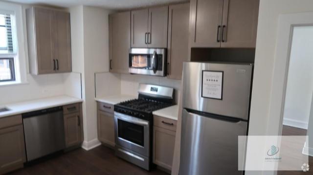 Building Photo - 3 bedroom in CHICAGO IL 60625 Unit 5509.5-3S Rental