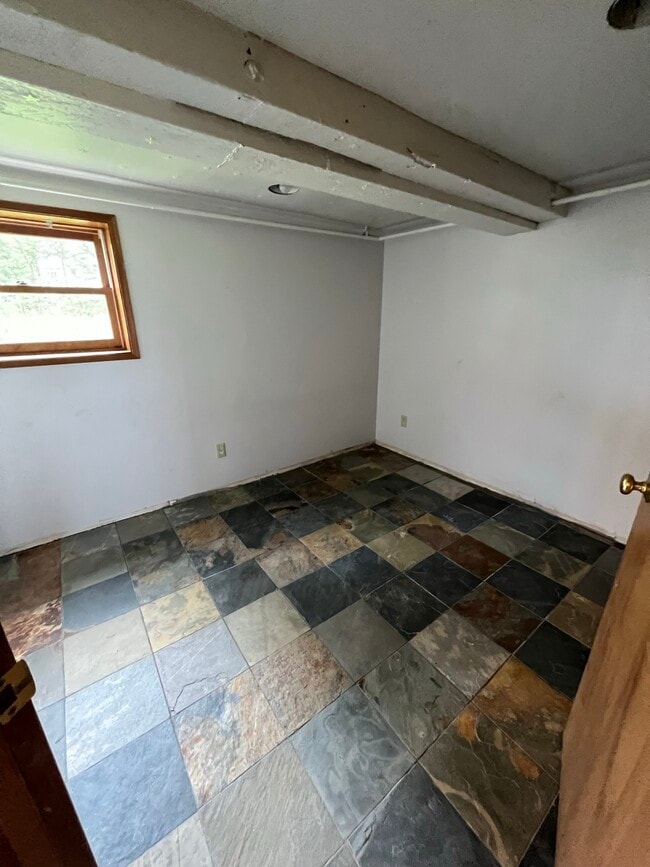 Photo - 8335 N Tongass Hwy