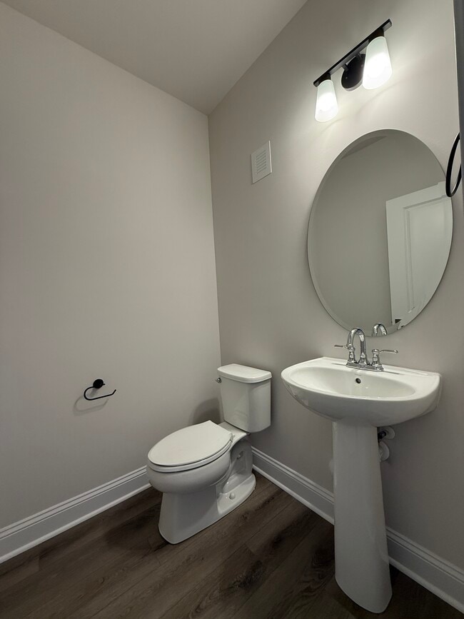 Photo - 1362 Laconia Ln