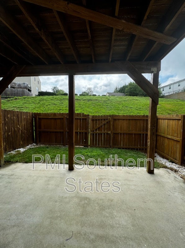 Photo - 419 Woodbark Ct