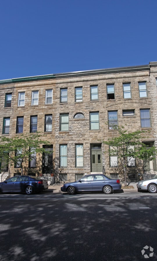Foto principal - 1820-1830 Saint Paul St