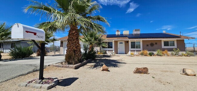 74242 Pinon Dr