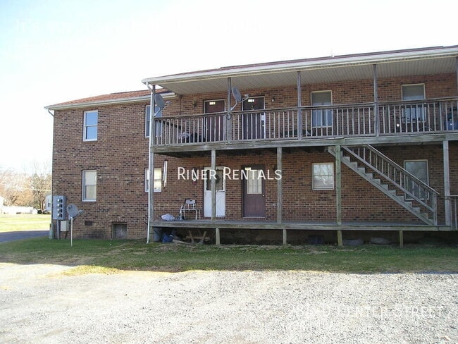 284-D Center Street- - 284-D Center Street- Apartment