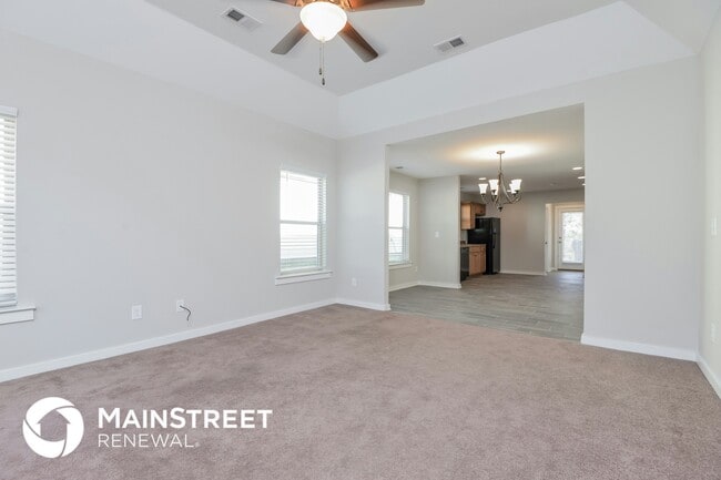 Photo - 569 Kincaid Cove Ln