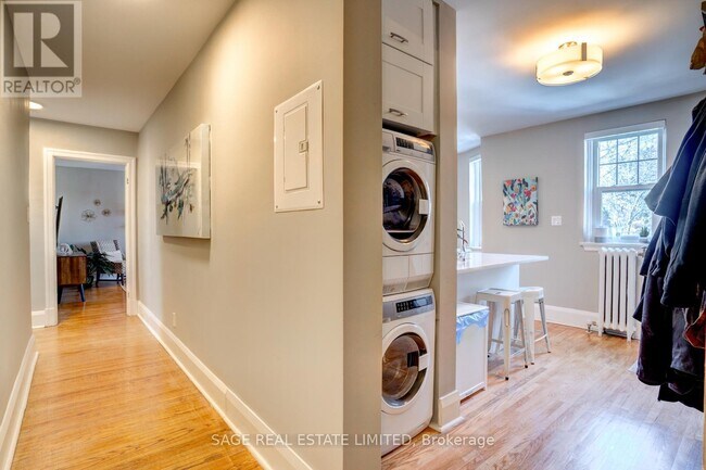 Photo - 48 Lawton Blvd