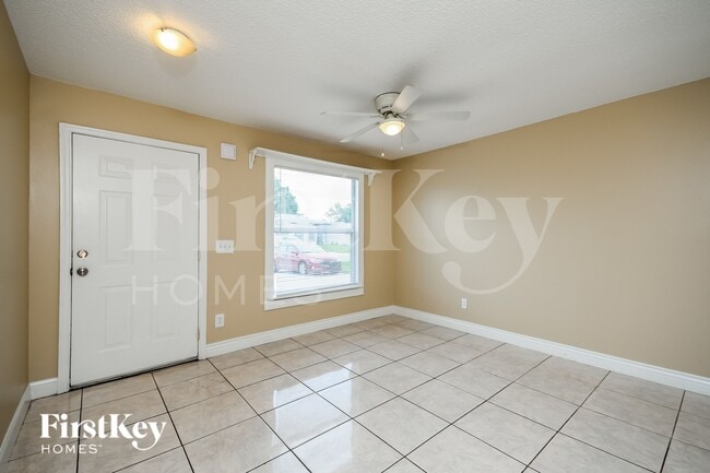 Photo - 714 Camel Ct