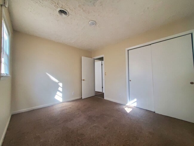 Photo - 1606 Gibson St