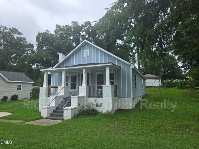 Photo - 523 E Nelson Ave