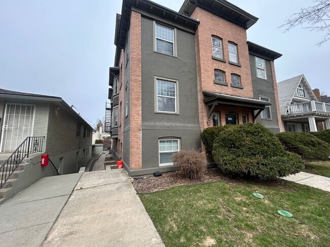 1428 West 10th