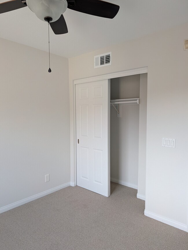 1423 Abelia Unit Beautiful 3-Bedroom Condo for Rent in Irvine