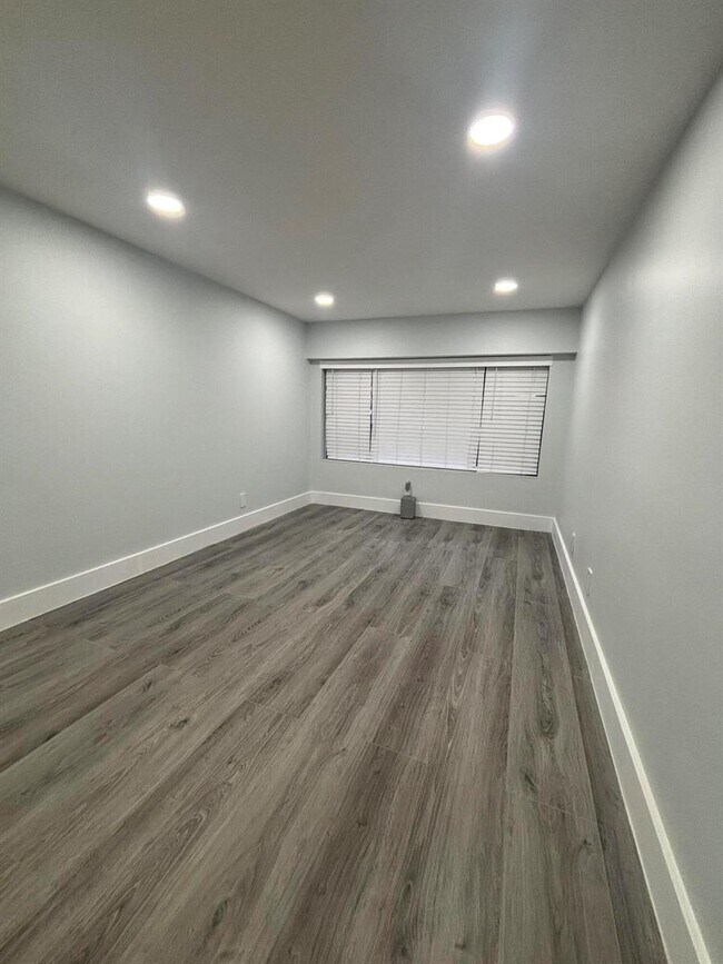Photo - 4725 SW 62nd Ave Unidad 103
