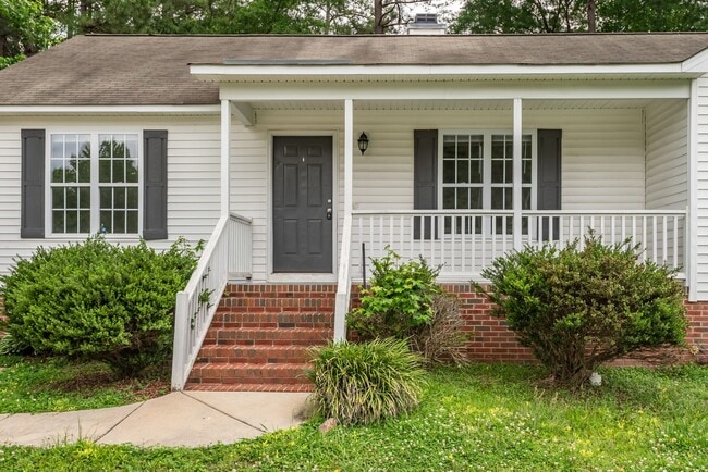 Photo - Single Family 3 bedroom plus a flex room- Available August 12th