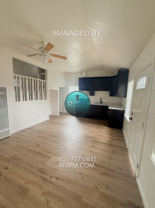 Photo - 24140 Atwood Ave Unidad 24140