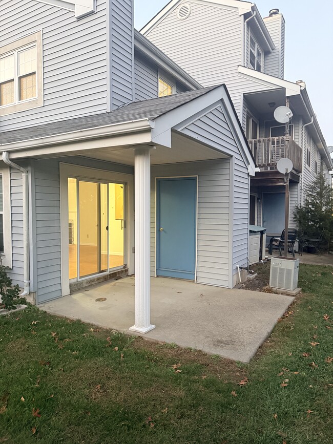 42 Tanglewood Ct