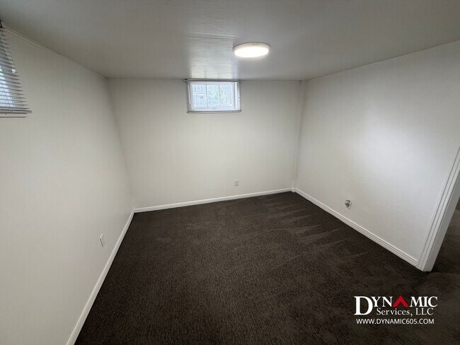 Photo - 516-518 W 16th St Unit Apt. 3
