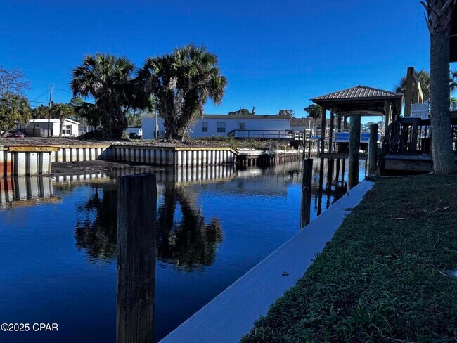 Photo - 6588 Harbour Blvd